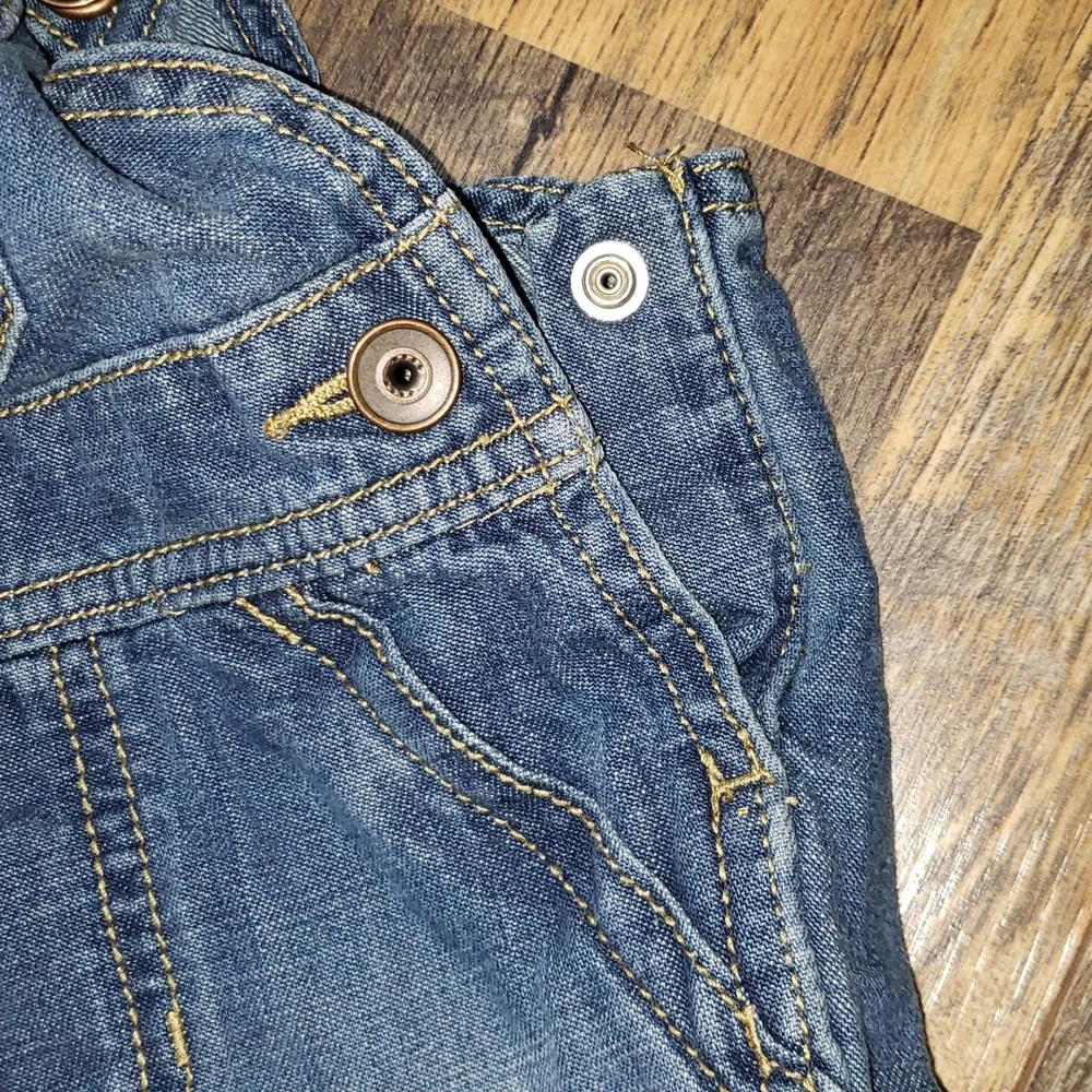 The Children's Place Medium Wash Blue Denim Overalls, Size 9-12 Months
